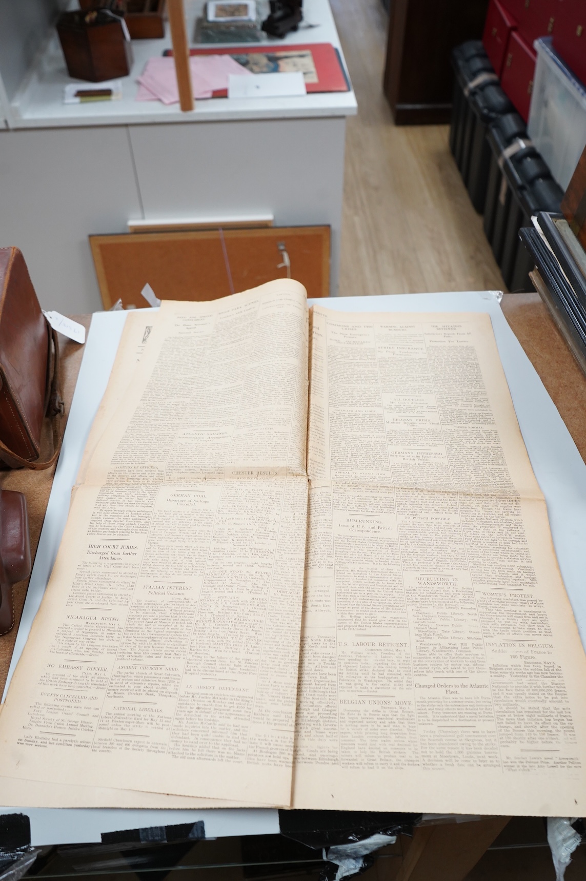 The British Gazette, nos. 1-8 (May 5th-13th, 1926), 4pp. each, large broadsheet; sold with Daily Mirror, no. 3 (Friday, May 7th 1926) and Daily Mail (no. 8186. Thursday May 6th, 1926), both single folded sheets printed o